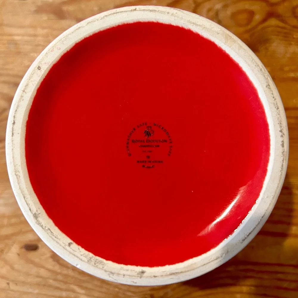 Royal Doulton Chanticlair Christmas Red Porcelain Stoneware Small Lidded Crock - Picture 3 of 5